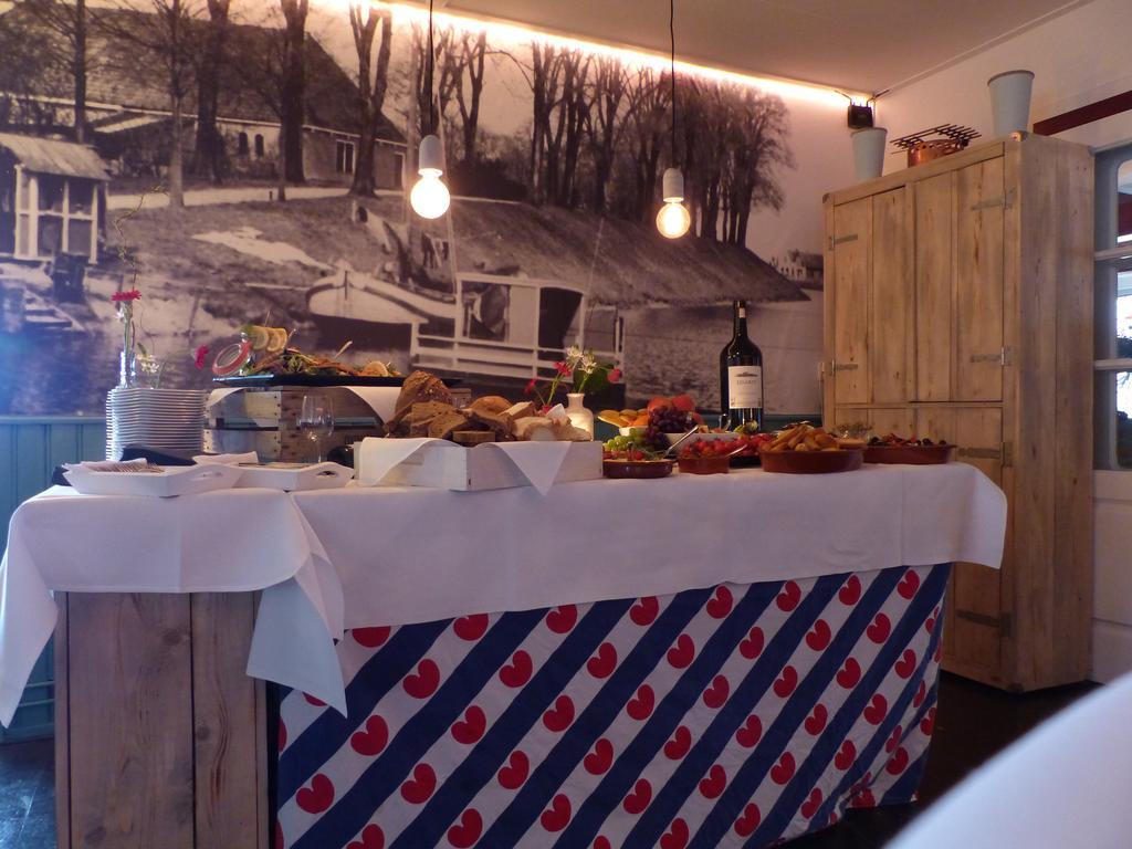 Hotel Restaurant De Stadsherberg Franeker Bagian luar foto