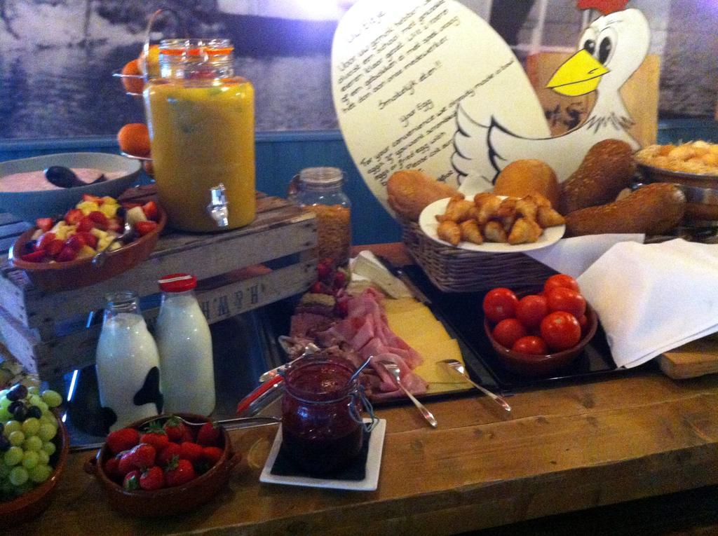 Hotel Restaurant De Stadsherberg Franeker Bagian luar foto