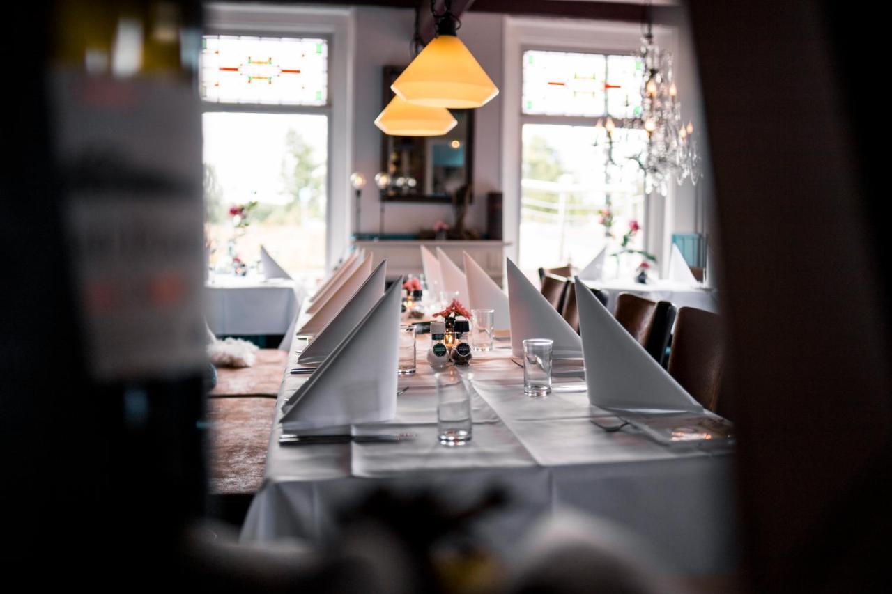 Hotel Restaurant De Stadsherberg Franeker Bagian luar foto